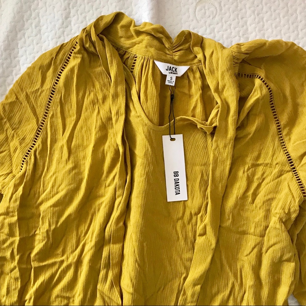 BB Dakota Yellow long sleeved top